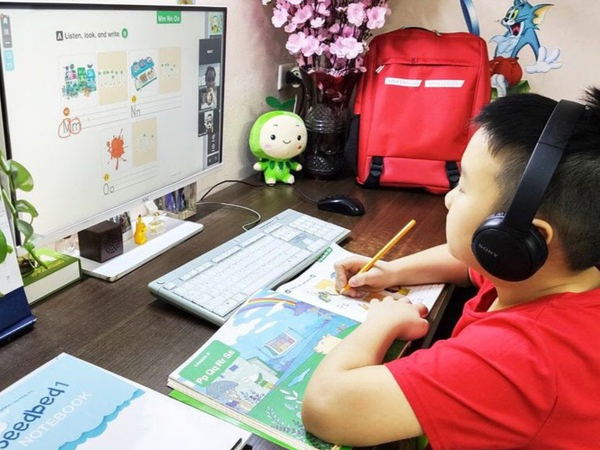 Hà Nội 31/1: Sở Giáo dục có thông báo chính thức về việc học online trong thời gian học sinh nghỉ ở nhà, kế hoạch cụ thể như sau