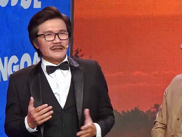 NSƯT Công Ninh ngượng đỏ mặt vì NSND Hồng Vân 'thả thính' trên truyền hình
