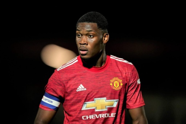 Man United tiếp viện tài năng trẻ cho Wayne Rooney
