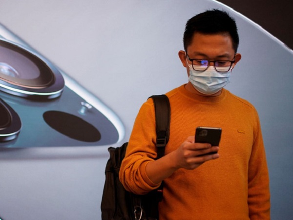 iOS 14.5 giúp mở khoá iPhone khi đeo khẩu trang mà không cần nhập mật khẩu