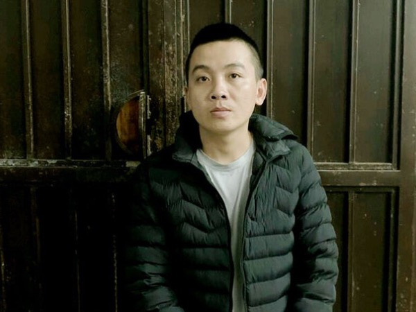 Kẻ vỡ nợ phá két sắt nhà dân