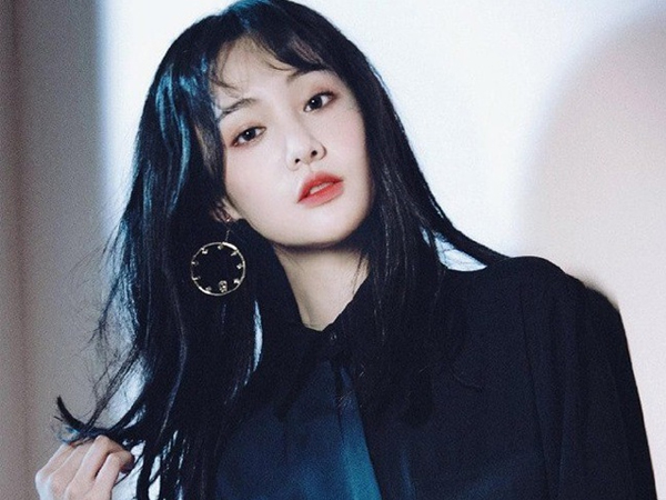 Vừa định giành quyền nuôi con, nửa đêm Trịnh Sảng đã vội thay ngay avatar Weibo với nội dung khó hiểu