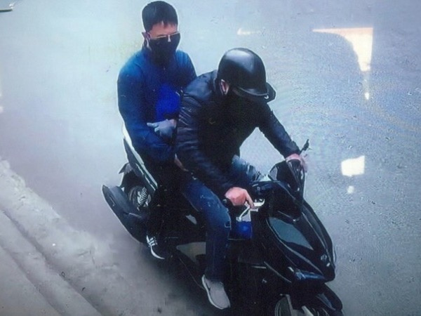 Truy tìm nghi can trộm 300 triệu đồng của người đàn ông đi đường
