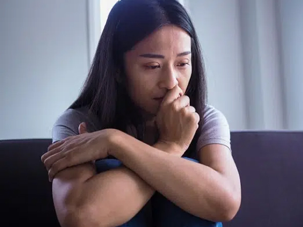 Nhìn thái độ chồng dành cho chị phụ hồ, tôi đoán họ có gian tình, không ngờ khi biết sự thật lại muốn giấu nhẹm cho đỡ xấu hổ