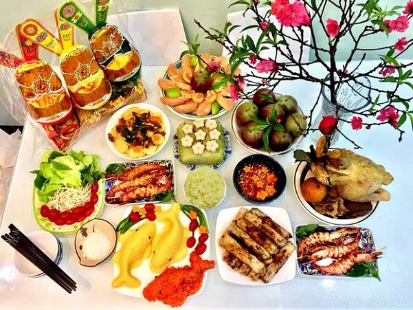 Quá bận rộn, nàng dâu đặt mâm cỗ cúng ông Táo 1,5 triệu thì bị mẹ chồng chê: 'Chỉ biết tiêu tiền chồng là giỏi', ngay lập tức một tiếng mở cửa khiến bà sững người!