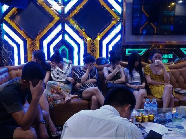 Quảng Bình đóng cửa quán bar, karaoke, massage… để phòng dịch Covid-19