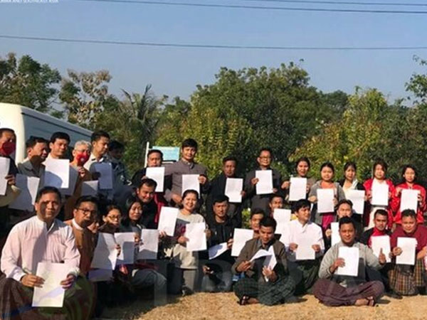 Bất chấp chính biến, hàng chục nghị sĩ Myanmar tuyên thệ nhậm chức