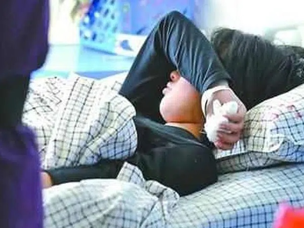 Người phụ nữ 30 tuổi bị ung thư cổ tử cung, bác sĩ cảnh báo những 'thói quen nguy hiểm' nhiều chị em vẫn làm trong kỳ kinh nguyệt