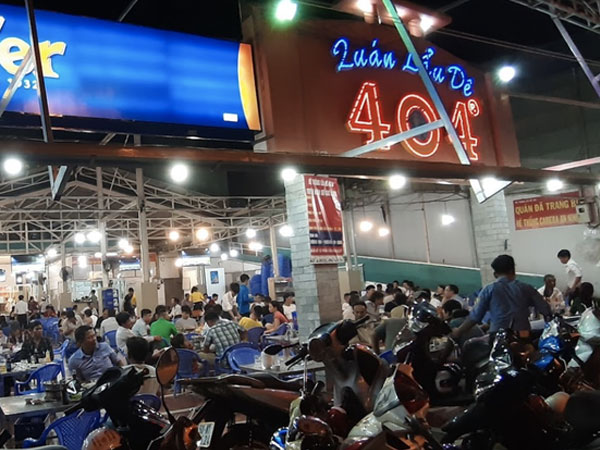 TP.HCM: Những người từng đến quán Lẩu dê 404 ở quận Tân Phú, cần liên hệ ngay cơ quan y tế