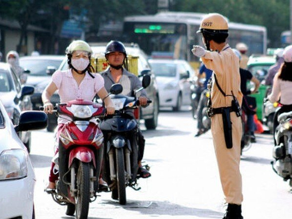 9 số điện thoại đường dây nóng phản ánh về ATGT dịp Tết
