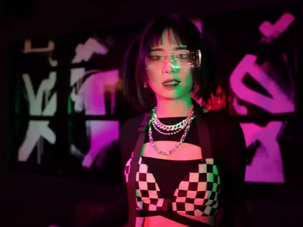Dân mạng phẫn nộ vì ca khúc của nữ rapper sinh năm 2002 chứa lời lẽ dung tục, bôi nhọ hình ảnh phụ nữ Việt