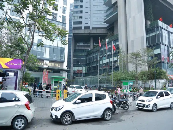 Ca dương tính tiếp xúc F0 sau 12 ngày mới khai báo tại quận Nam Từ Liêm: Xác định 8 F1, trong đó có con nhỏ 10 tháng tuổi