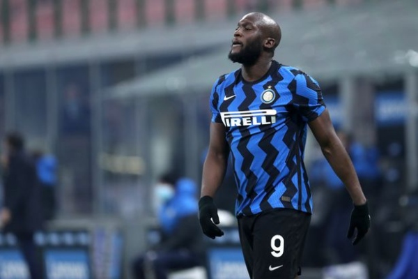 Man City nhắm mua Lukaku để thay Aguero