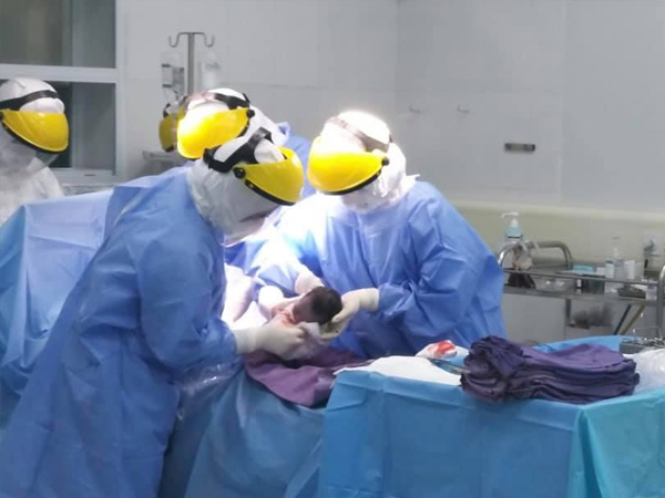 TP.HCM phong tỏa thêm 2 địa điểm ở quận 12 liên quan các nhân viên sân bay Tân Sơn Nhất nhiễm COVID-19