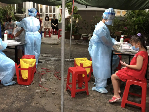 TP.HCM: 45 trẻ dưới 5 tuổi ở trường mầm non Hoa Phượng Đỏ đã có kết quả xét nghiệm COVID-19 âm tính lần 1