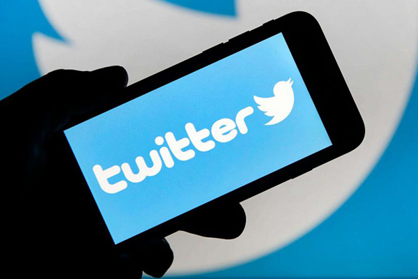Mạng xã hội Twitter cân nhắc chuyển sang thu phí người dùng