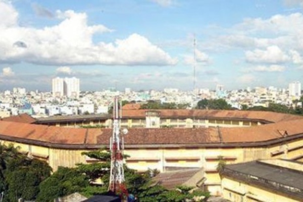 Tử vong trong Chí Hoà do 'tự đập đầu xuống sàn'