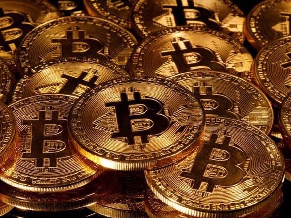 Bạn sẽ có bao nhiêu tiền nếu đầu tư 100 USD vào Bitcoin 10 năm trước?