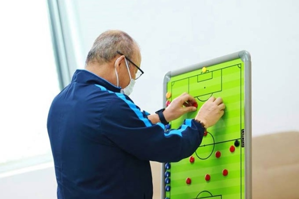 HLV Park Hang Seo nghiên cứu Arsenal, Leipzig để xây dựng ĐT Việt Nam