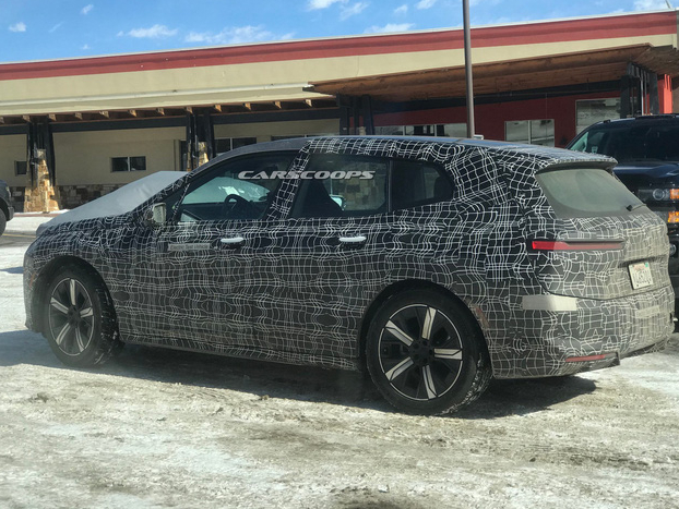 SUV chạy điện của BMW lộ diện trên đường thử: Kích thước lớn như "đàn anh" BMW X5