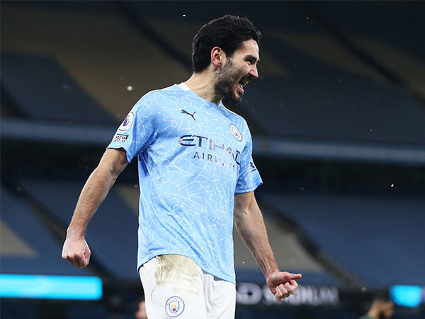 Hạ ngọt Tottenham, Man City xây chắc ngôi đầu