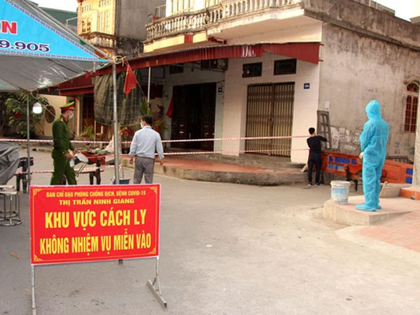 Những ai tiếp xúc với 11 công dân và lái xe ô tô huyện Ninh Giang khẩn trương khai báo y tế