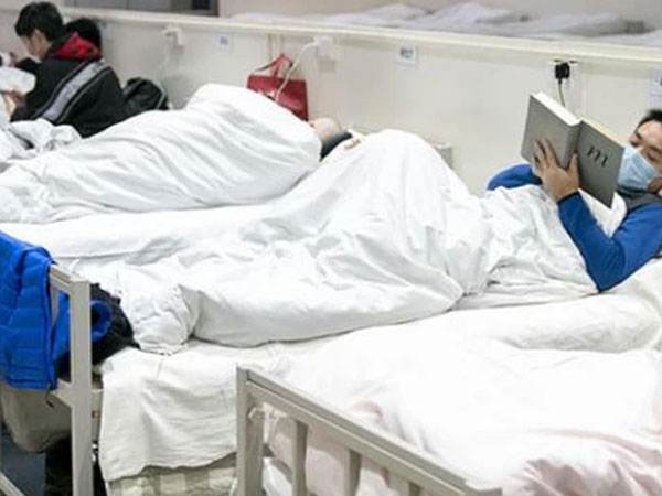 Người đàn ông 30 tuổi bị táo bón và tiêu chảy rồi phát hiện ung thư đường ruột, 2 loại thực phẩm phổ biến là nguyên nhân