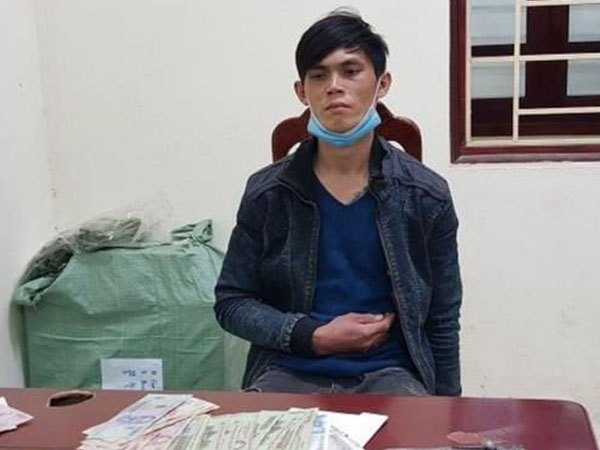 Khởi tố đối tượng đánh nhân viên cây xăng cướp tiền chiều 30 Tết