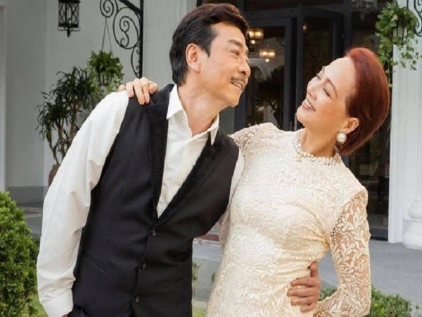 Đạo diễn 'Gái già lắm chiêu V' kể về NSND Hoàng Dũng trước khi mất: Rối rít xin lỗi Lê Khanh vì điều này