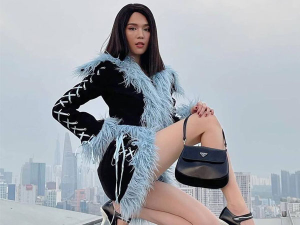 Ngọc Trinh thể hiện 'trình' pose dáng đỉnh cao trong cây đồ high fashion