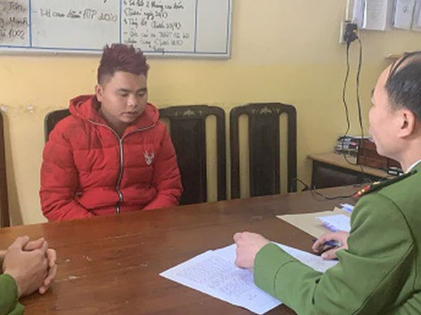 Đâm túi bụi khiến 3 người trọng thương khi đi chơi Tết
