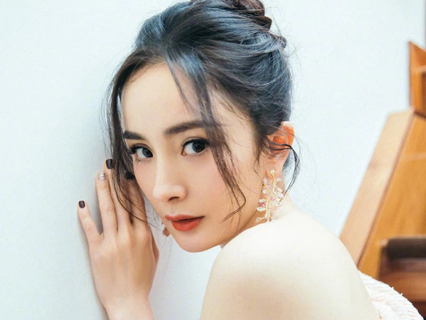 Dương Mịch đóng vai ác đẹp mê mẩn vẫn bị chê vô dụng, mới ngày đầu năm netizen đã mắng té tát