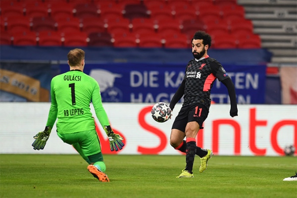 Salah và Mane nổ súng trong 5 phút, Liverpool hạ đẹp RB Leipzig