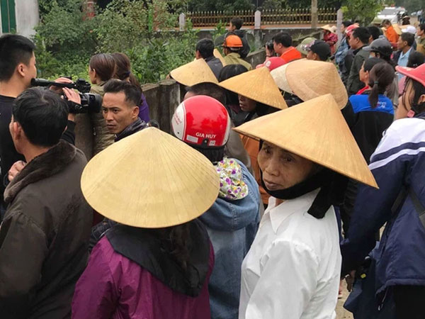 Kế hoạch giết cô gái cùng xóm trọ rồi giấu xác trong nhà vệ sinh của nhân viên tiệm bánh