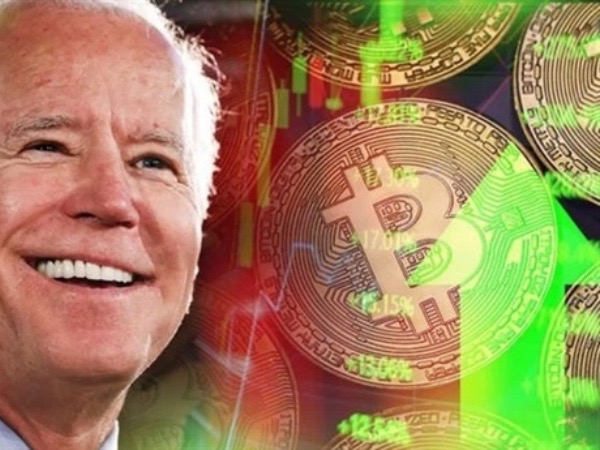 Giá bitcoin điên cuồng, tỷ phú Mỹ hốt bạc