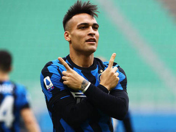 Cặp Lukaku và Martinez thăng hoa, Inter bỏ xa Milan 4 điểm trên BXH
