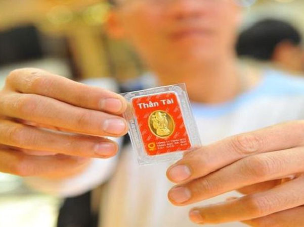 Nên mua bao nhiêu vàng trong ngày vía Thần Tài?