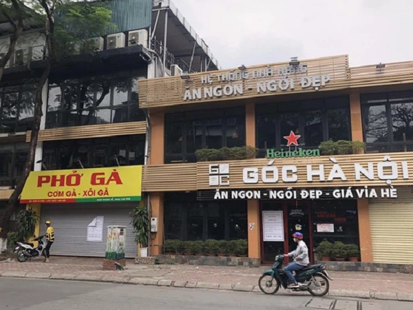 Vì sao không bị cấm nhưng nhiều nhà hàng ở Hà Nội vẫn cửa đóng then cài?