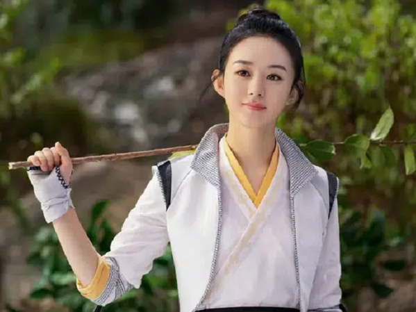 Tiểu Hoa CBiz tái xuất sau sinh: Lưu Thi Thi - Đường Yên bị chê thảm họa, Triệu Lệ Dĩnh đỡ hơn vẫn vướng thị phi