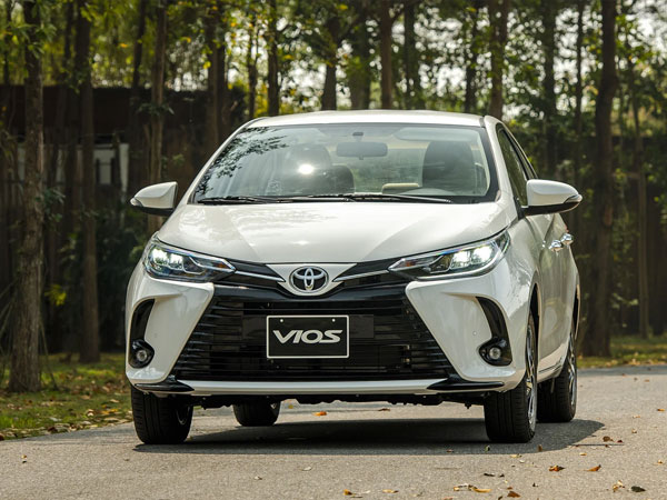 Toyota Vios 2021 giá từ 478 triệu đồng tại Việt Nam: Vua doanh số thêm bản mới đấu Honda City RS