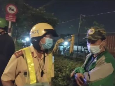 CSGT nói gì về video 'giám sát' CSGT, bắt 'tiếp thị sữa' ở TP HCM gây xôn xao dư luận?