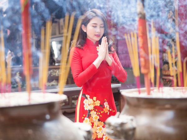 Những việc nên làm trong ngày Rằm tháng Giêng, tuyệt đối đừng bỏ qua nếu không muốn lỡ mất tài vận tốt lành