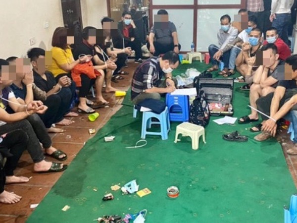 Phá sới bạc do các đối tượng 'cộm cán' cầm đầu