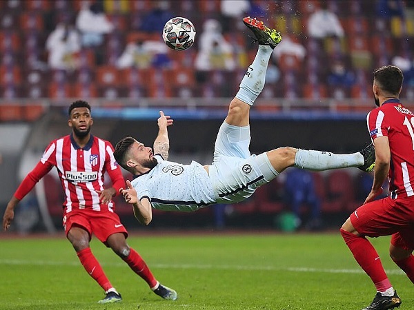 Chelsea hạ Atletico bằng tuyệt phẩm móc bóng