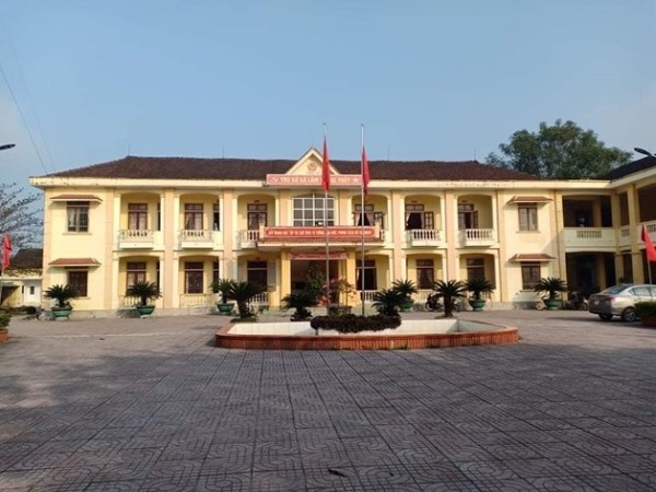 Khởi tố Phó bí thư Đảng ủy và 3 cán bộ xã đánh bạc ở Hà Tĩnh