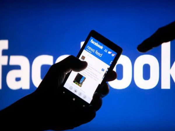 Mark Zuckerberg nhượng bộ, nhưng rắc rối của Facebook chỉ mới bắt đầu