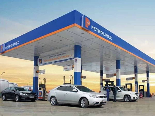 Từ 15h chiều nay, giá xăng dầu trong nước tăng mạnh