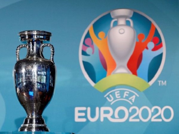 Euro 2020 không dời nữa, khán giả được vào sân