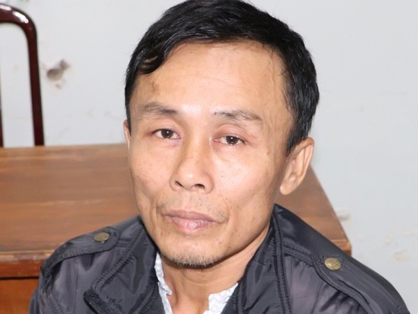 Lấy lời khai người chồng đánh vợ đang ngủ tử vong rồi uống thuốc sâu tự tử
