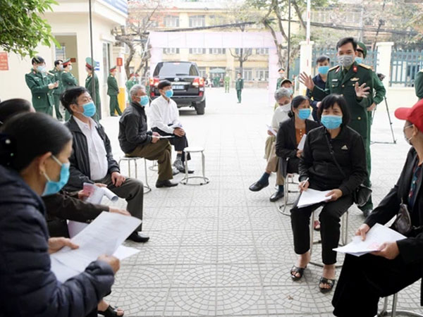 Ảnh: 35 người đầu tiên tiêm thử nghiệm lâm sàng vaccine phòng Covid-19 Việt Nam giai đoạn 2 tại Hà Nội